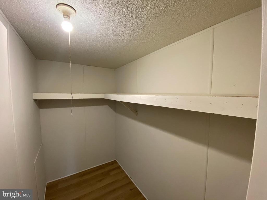 900 White Street - Photo 18