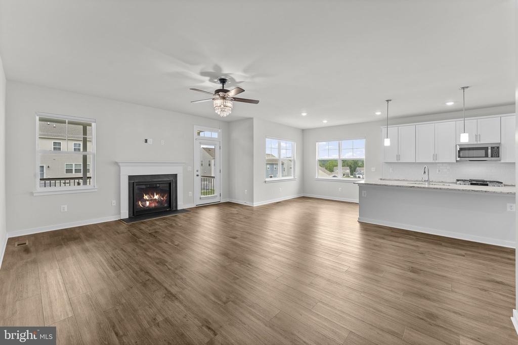 2047 - A Armstrong Terrace - Photo 17