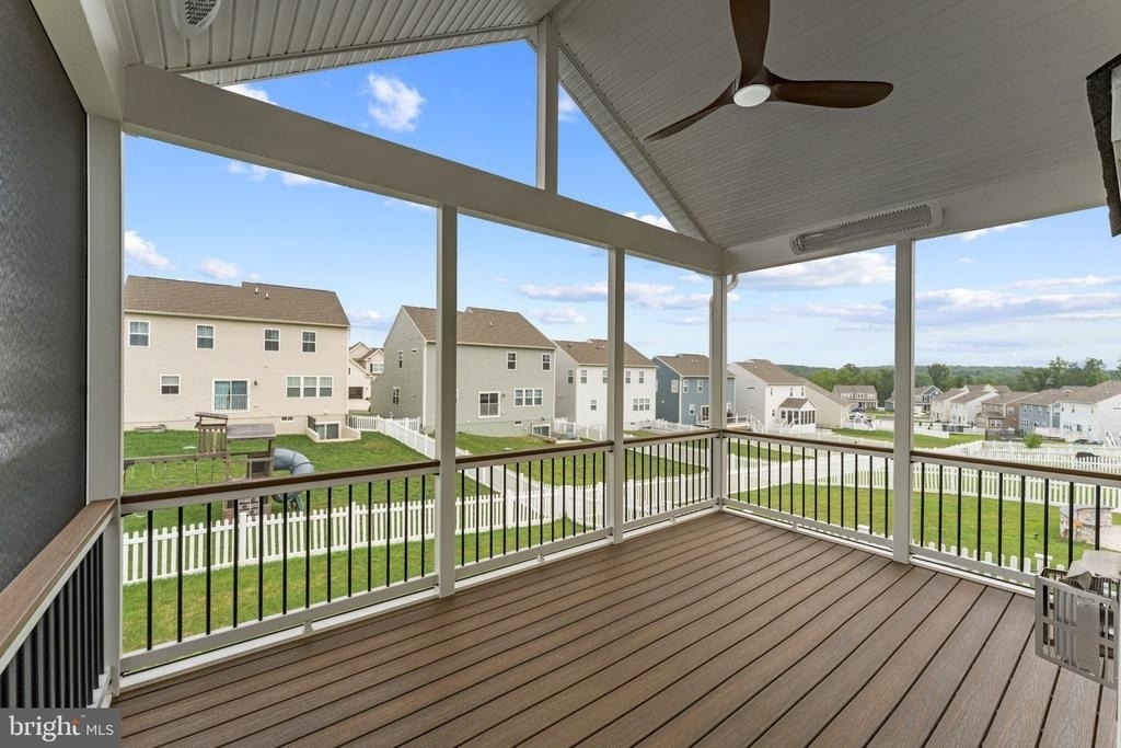 2047 - A Armstrong Terrace - Photo 34