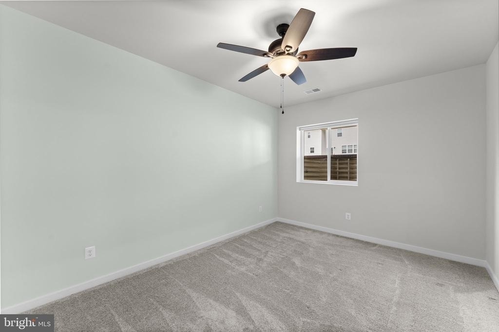 2047 - A Armstrong Terrace - Photo 33