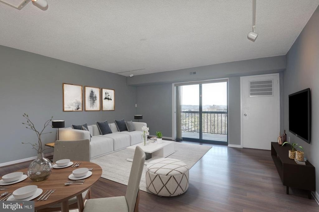 200 N Pickett Street - Photo 10