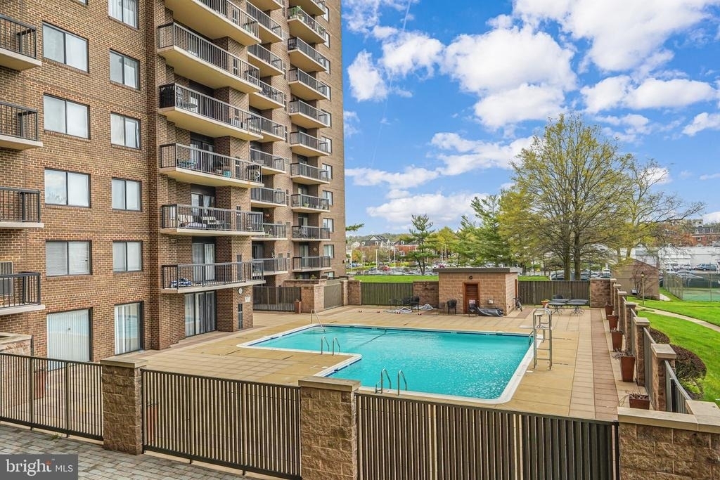 200 N Pickett Street - Photo 26