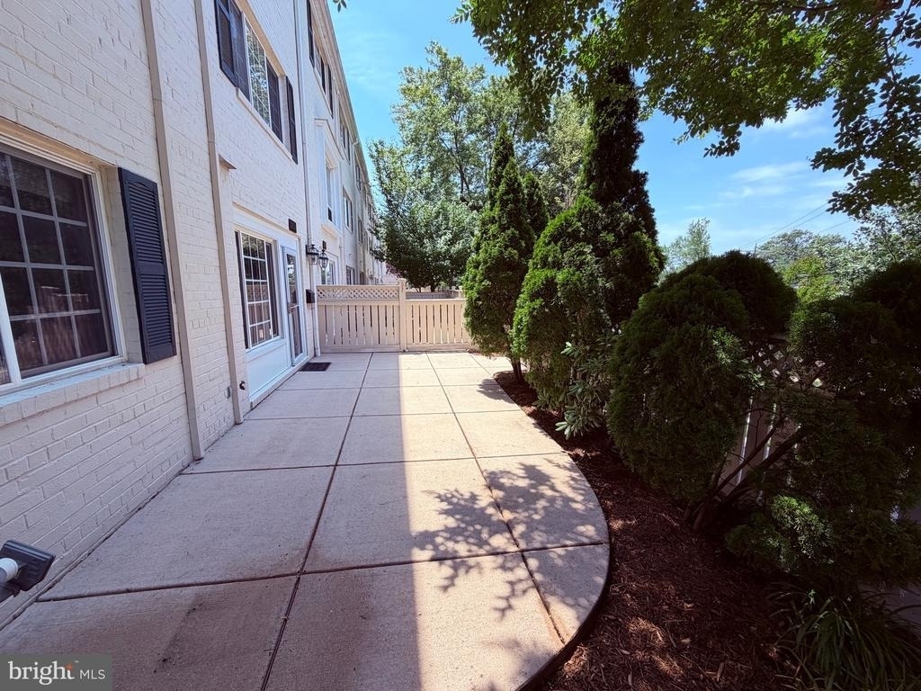 1425 N Van Dorn Street - Photo 29