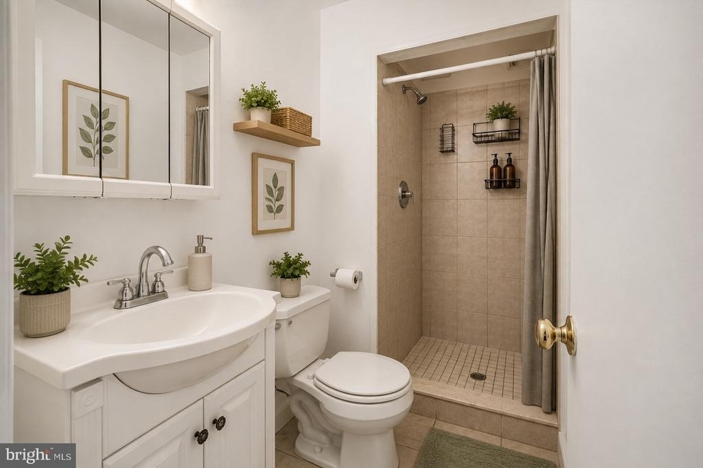 1227 Queen Street - Photo 7
