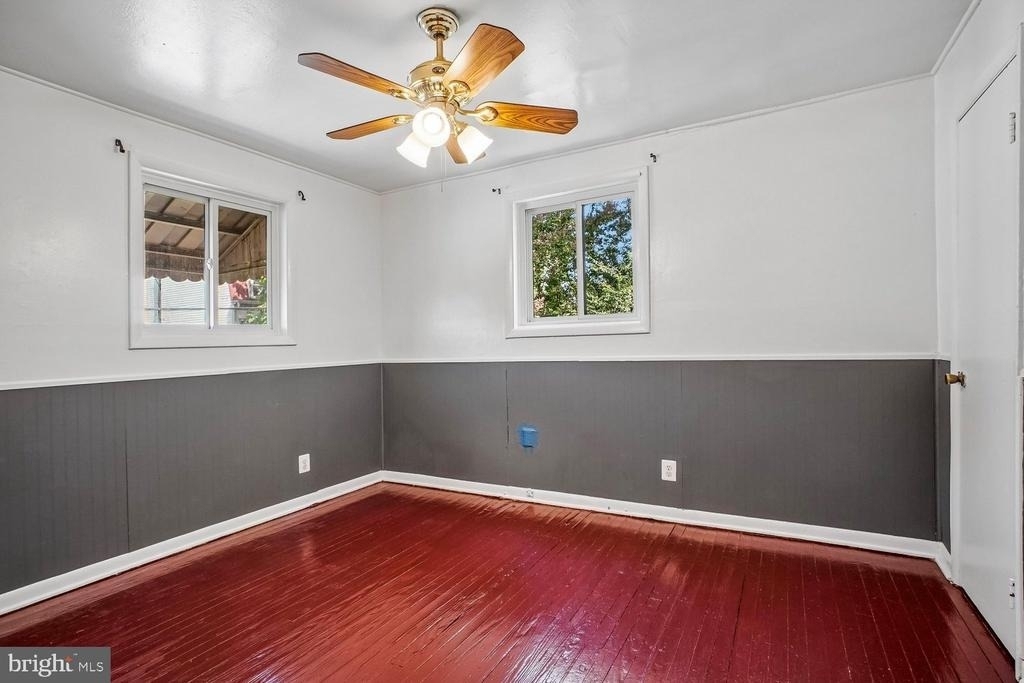1227 Queen Street - Photo 30