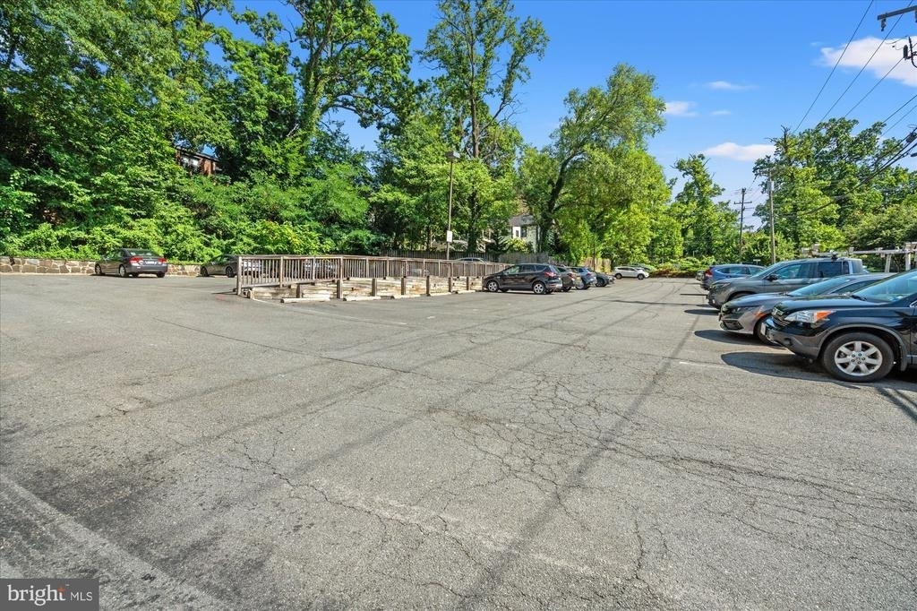 1730 Arlington Boulevard - Photo 23