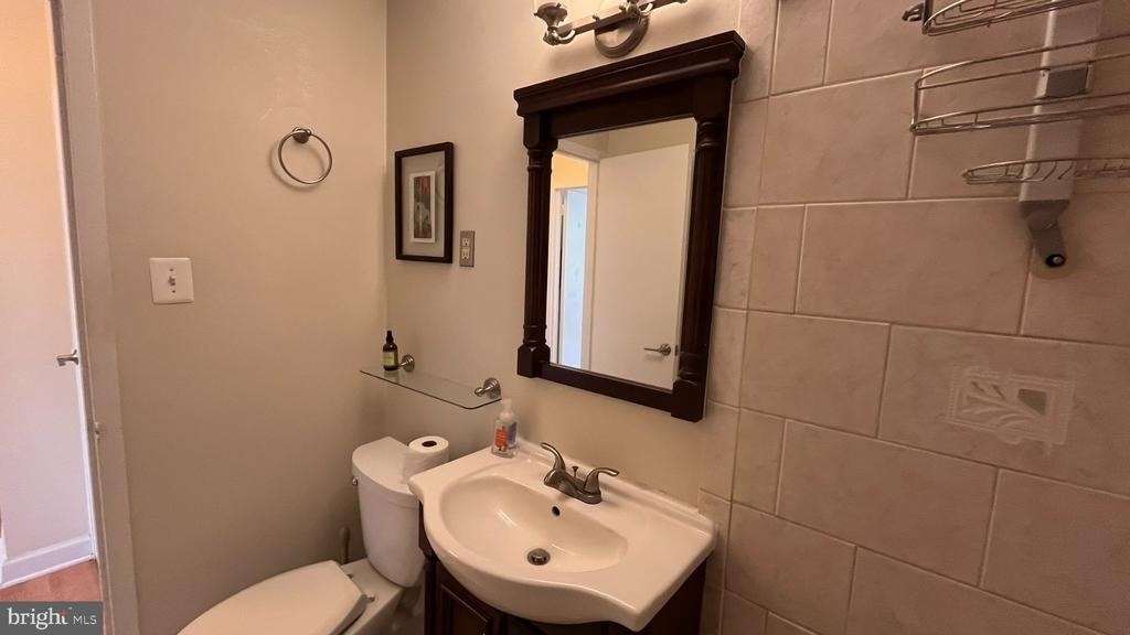 1121 Arlington Boulevard - Photo 19