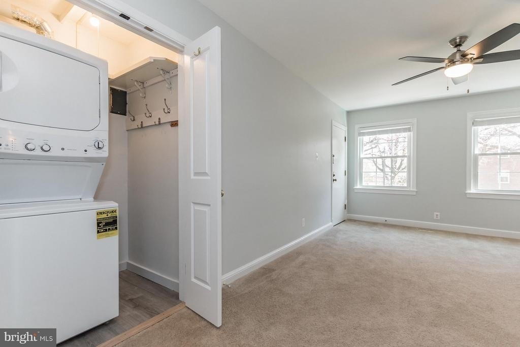 2409 Arlington Boulevard - Photo 5