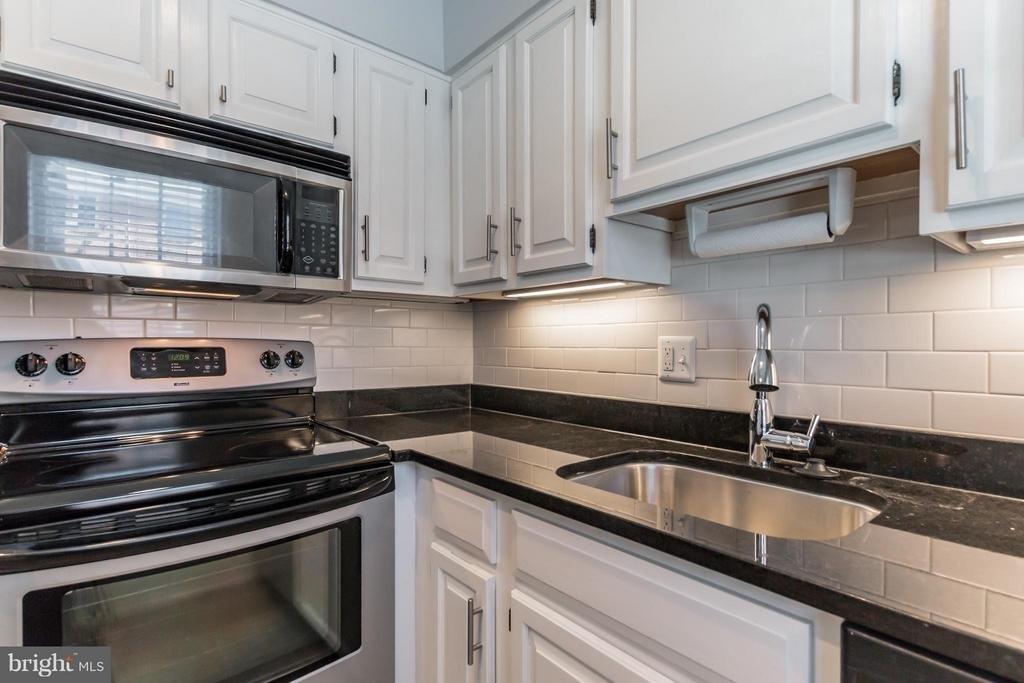 2409 Arlington Boulevard - Photo 7