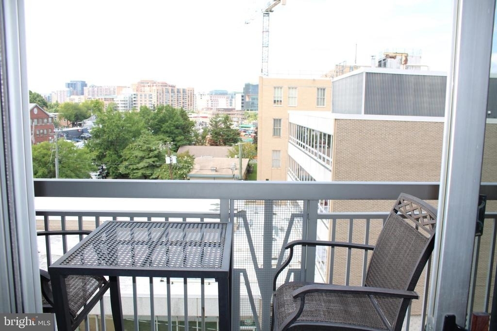 1020 Highland Street - Photo 13