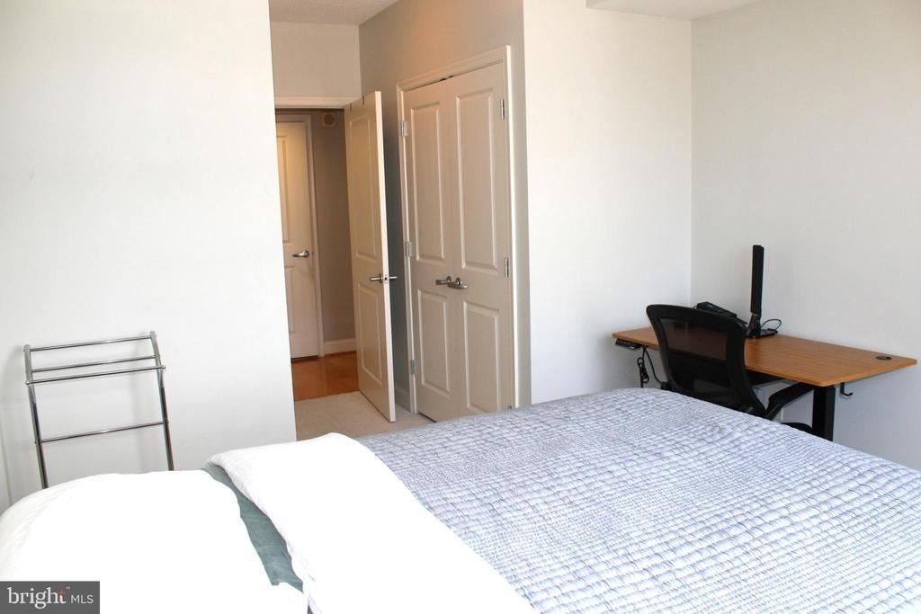 1020 Highland Street - Photo 6