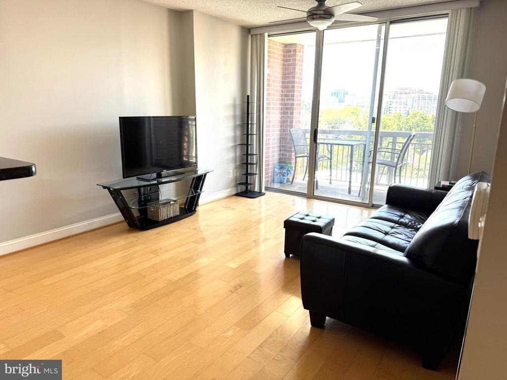 1020 Highland Street - Photo 1