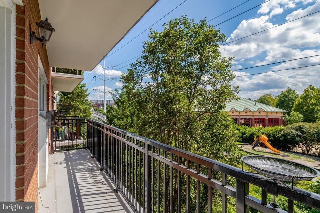 6924 Fairfax Drive - Photo 15