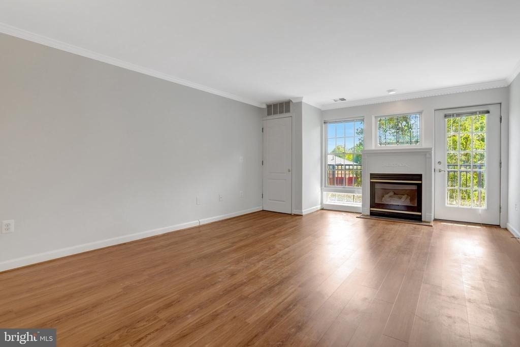 6924 Fairfax Drive - Photo 12