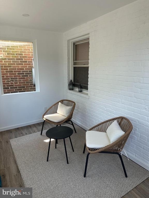 1049 N Monroe Street - Photo 6