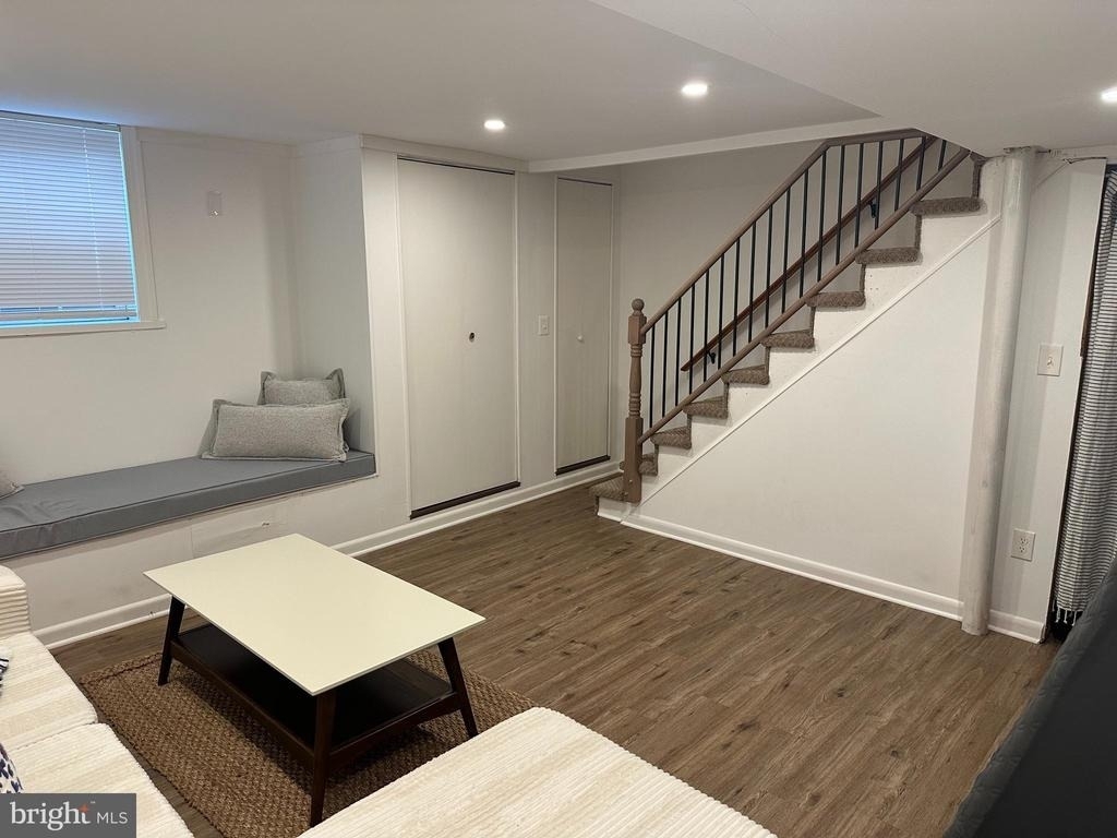1049 N Monroe Street - Photo 14