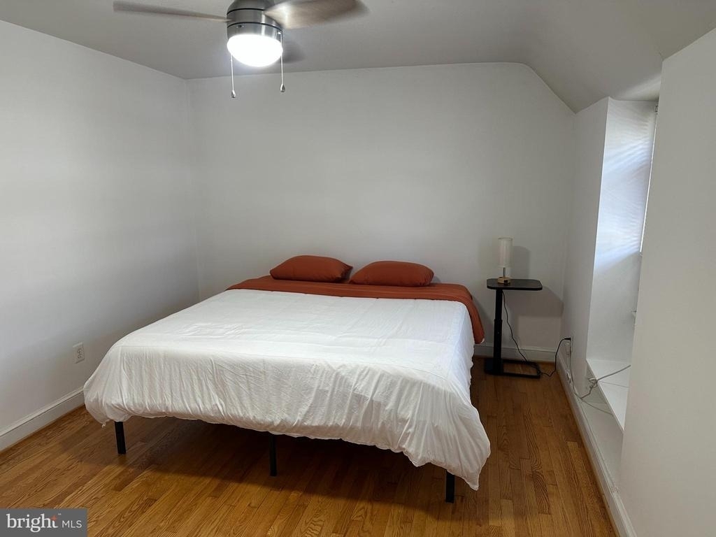 1049 N Monroe Street - Photo 8