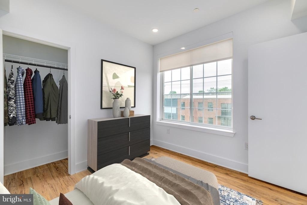 2101 Washington Ave - Photo 2
