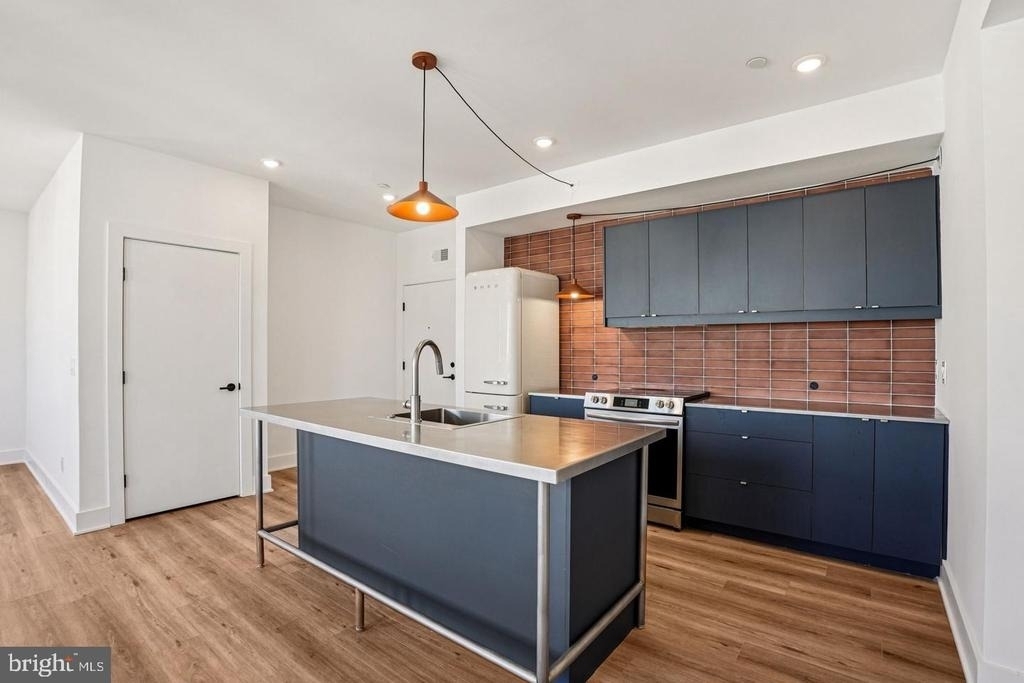 2456 Frankford Avenue - Photo 10