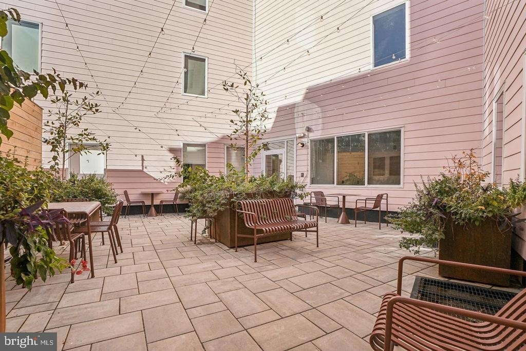 2456 Frankford Avenue - Photo 21