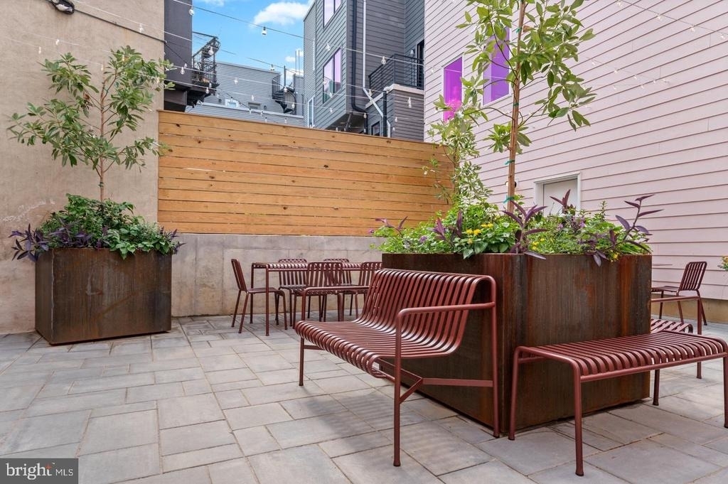2456 Frankford Avenue - Photo 23