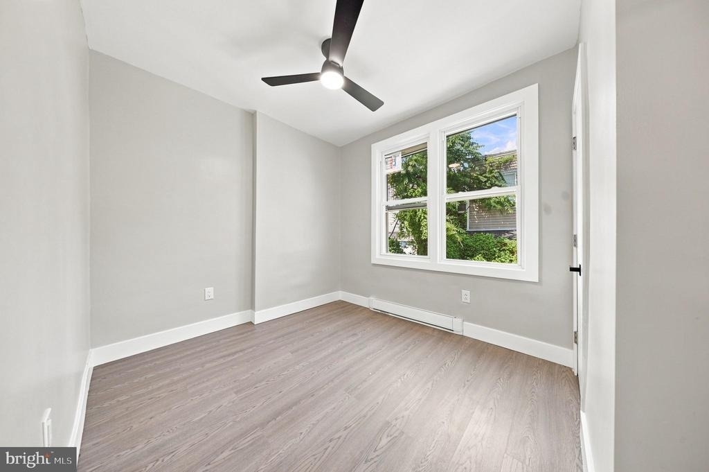 231 E Phil Ellena Street - Photo 3