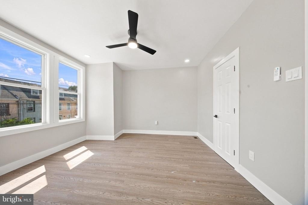 231 E Phil Ellena Street - Photo 18