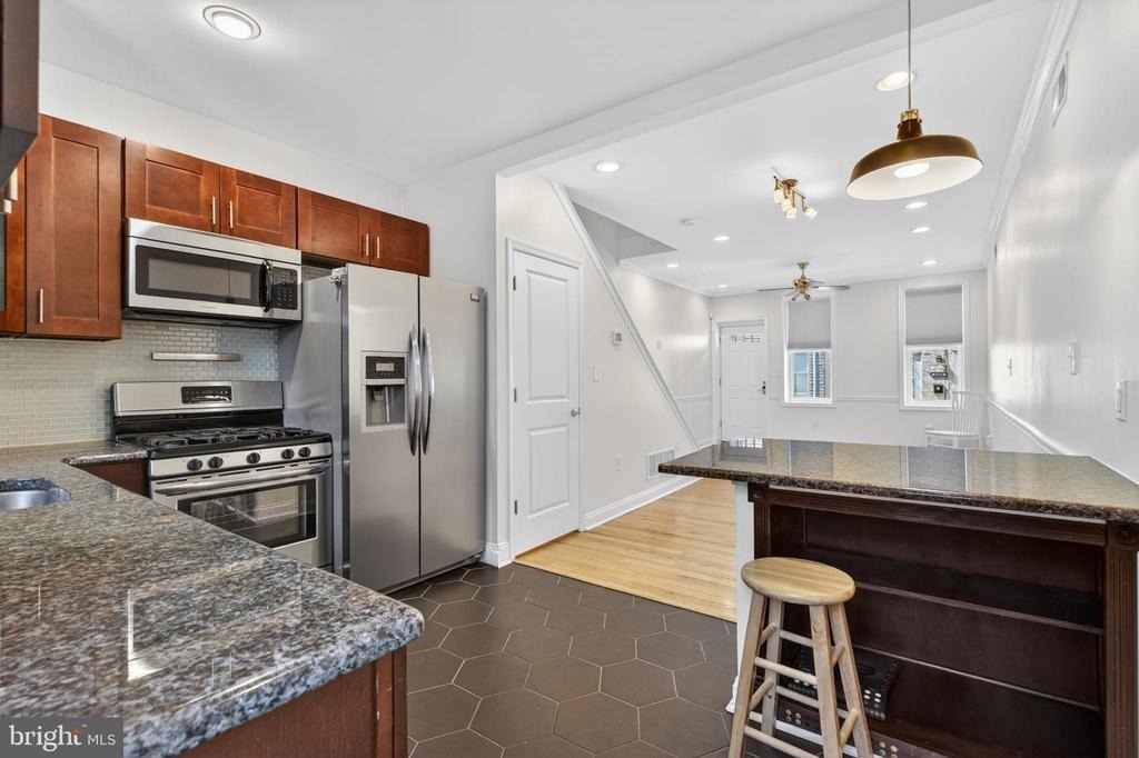 2355 E Harold Street - Photo 9