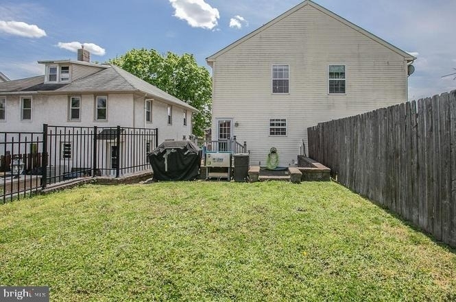 321 Southern Avenue - Photo 2