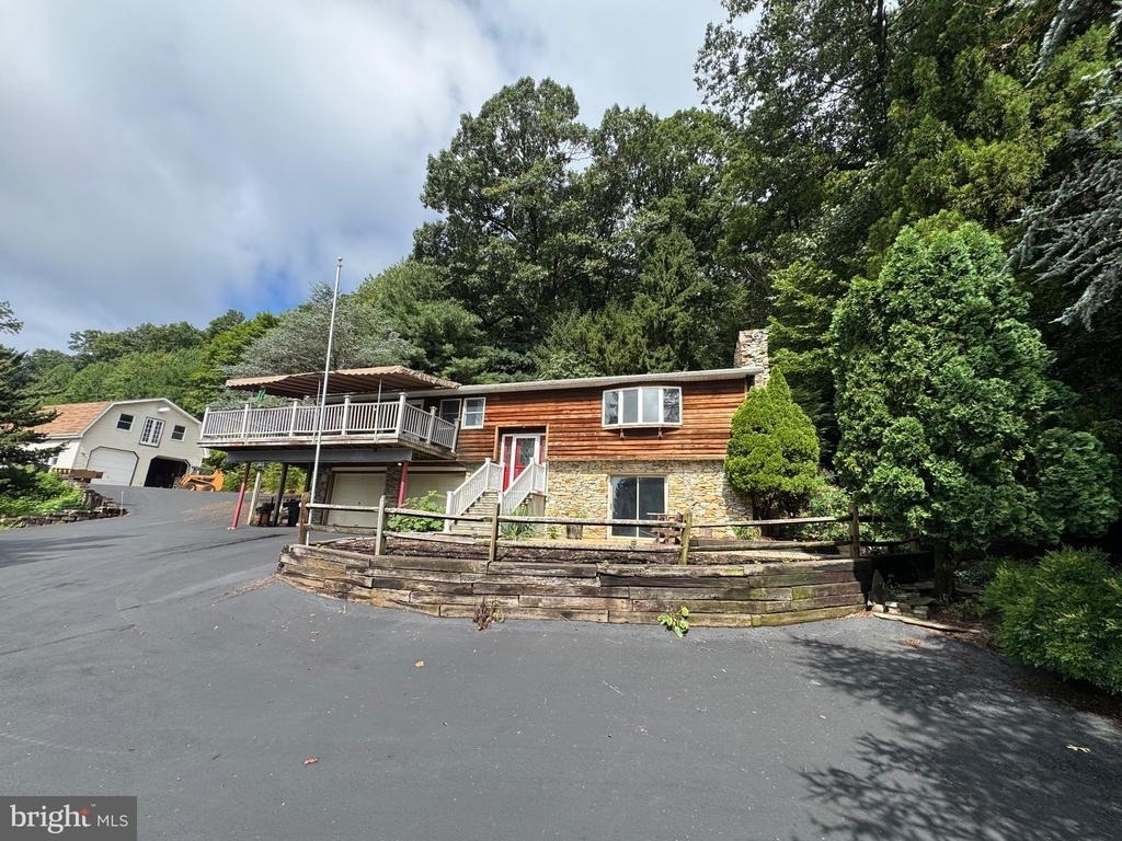186 Shenks Ferry Road - Photo 0