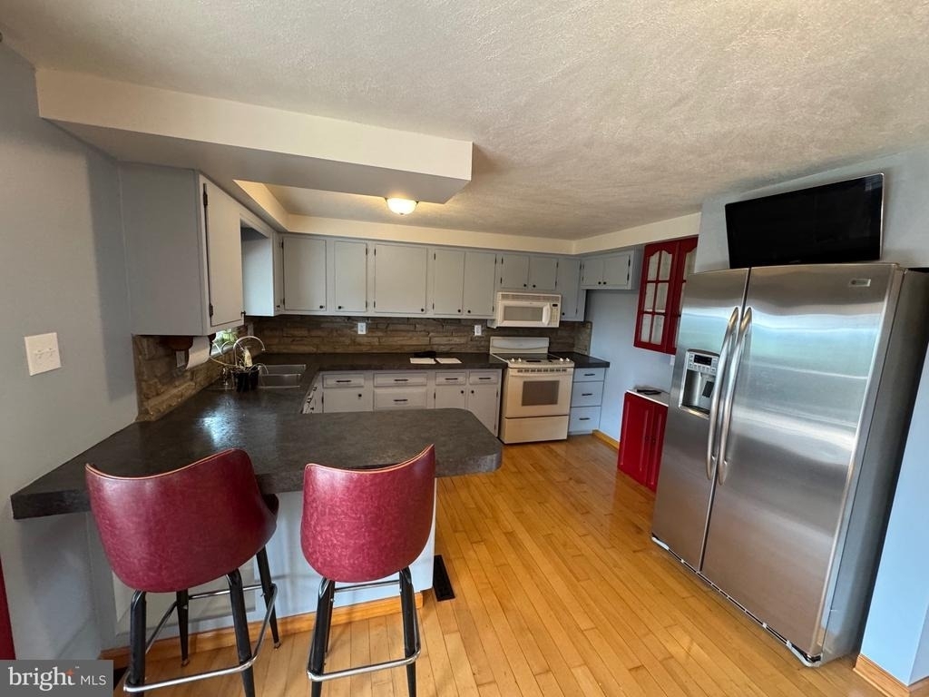 186 Shenks Ferry Road - Photo 2