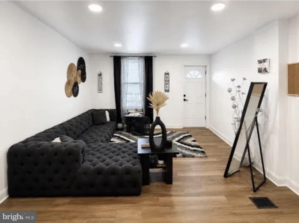 246 Mill Street - Photo 3