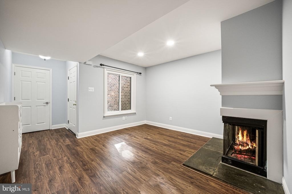 402 Danor Court - Photo 6