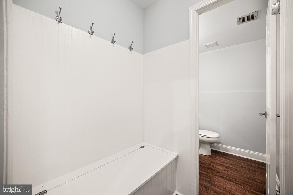 402 Danor Court - Photo 17