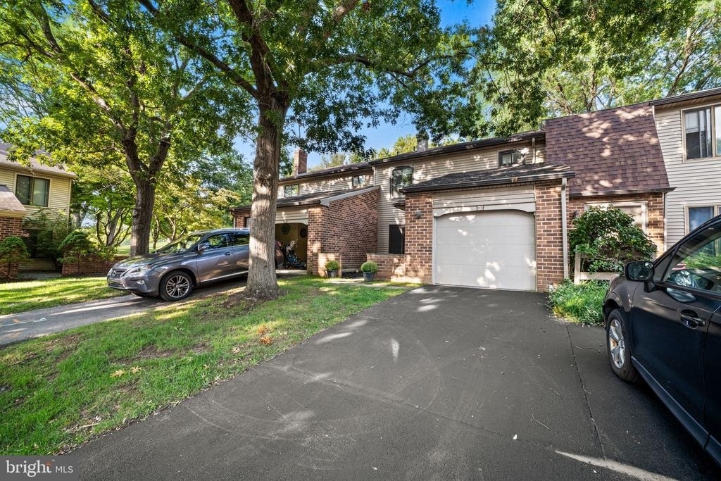 402 Danor Court - Photo 1