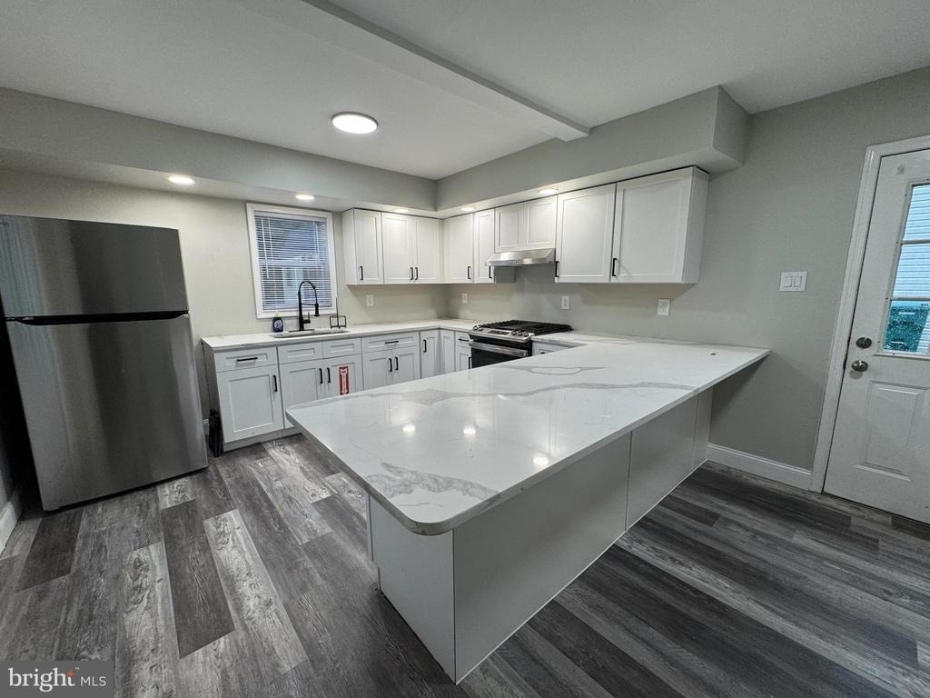 901 Spencer Drive - Photo 5