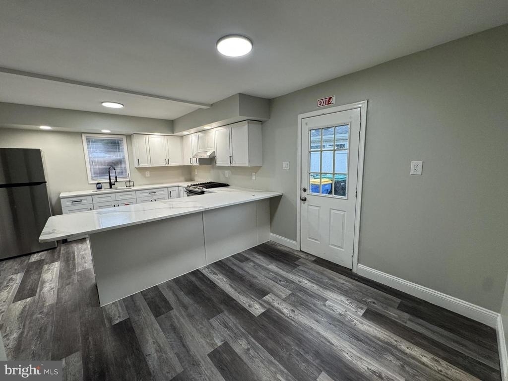 901 Spencer Drive - Photo 4