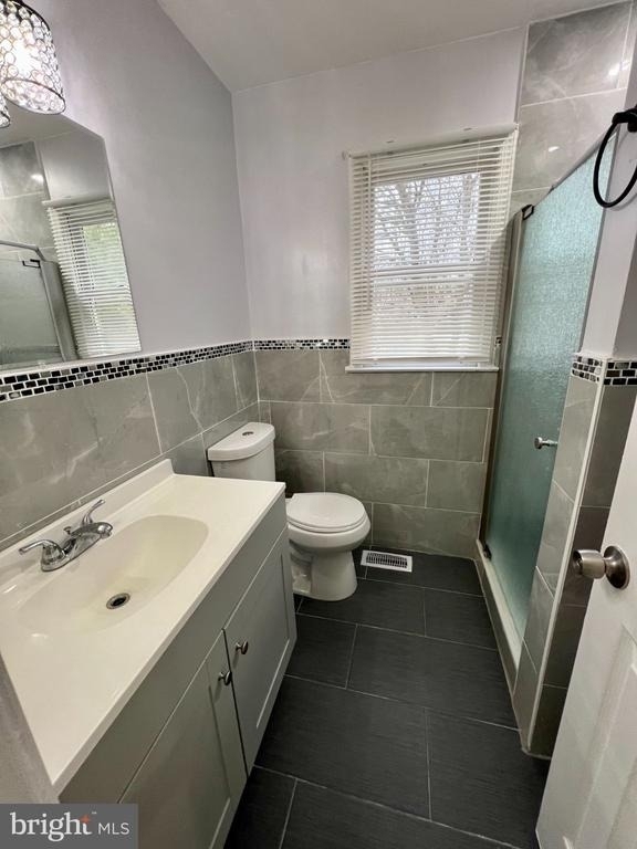 4233 Remo Crescent Road - Photo 25
