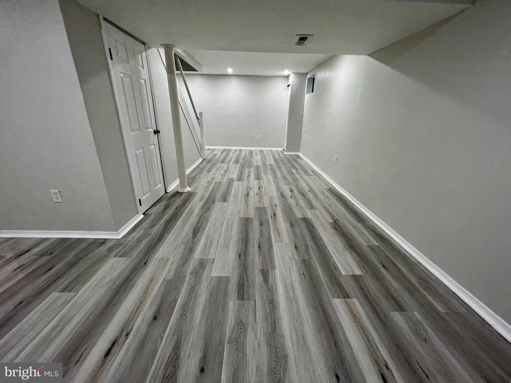 4233 Remo Crescent Road - Photo 6