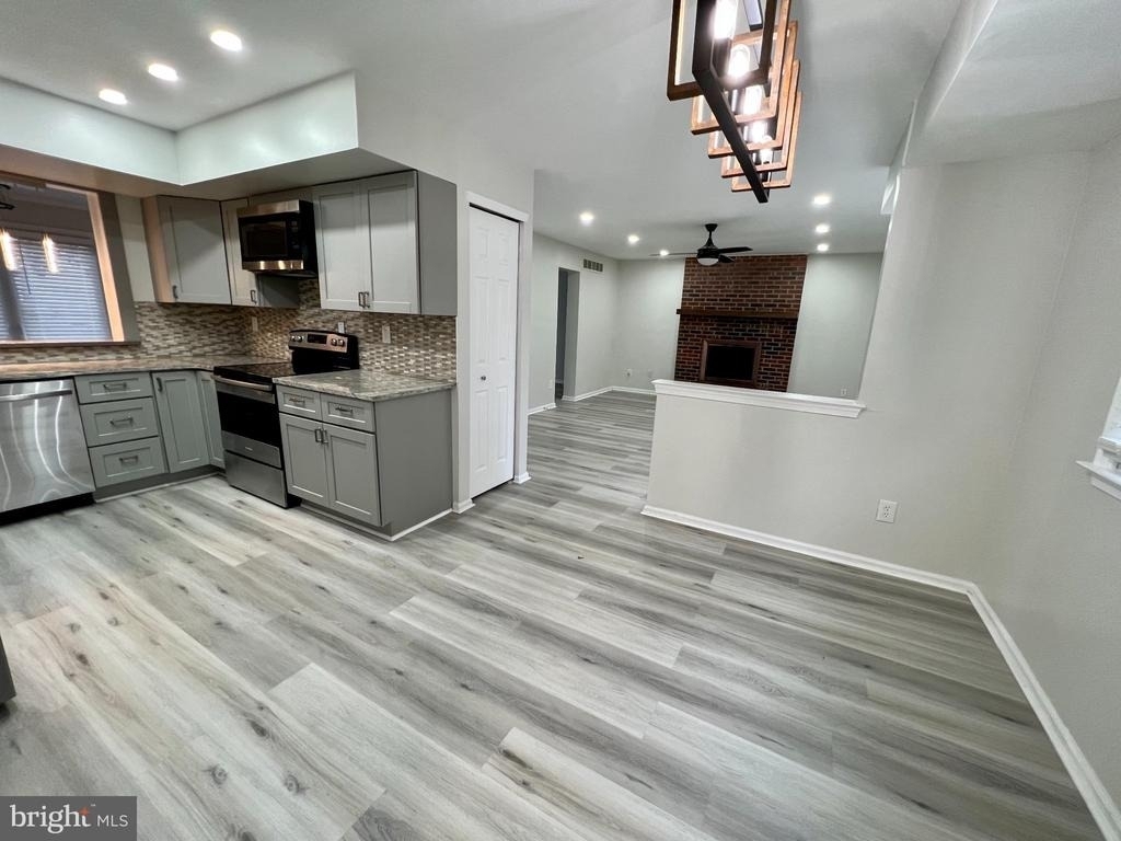 4233 Remo Crescent Road - Photo 4