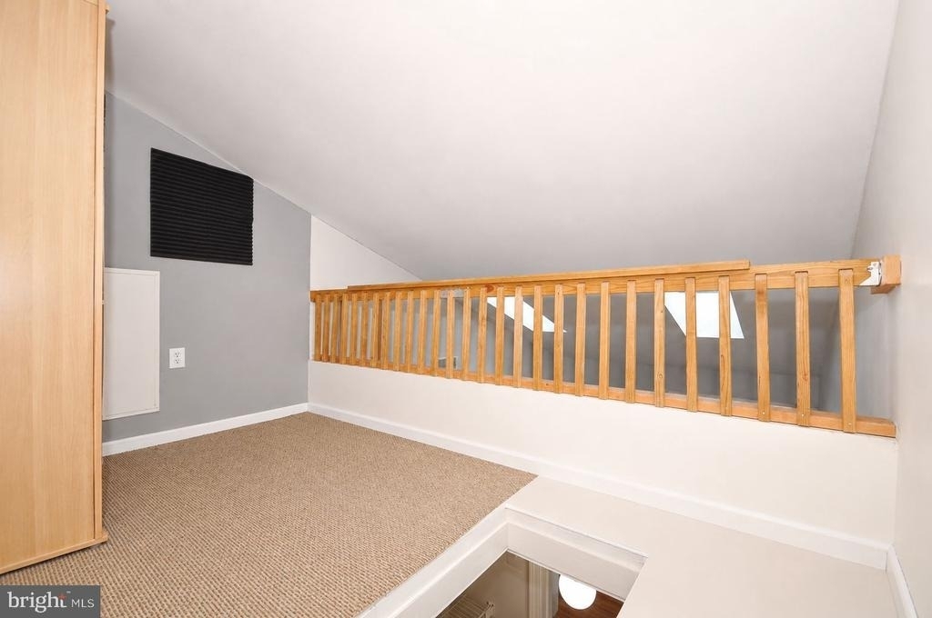 276 Juanita - Photo 12