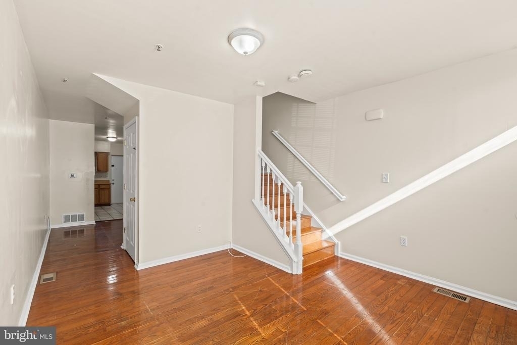 1821 S 4th Street - Photo 4