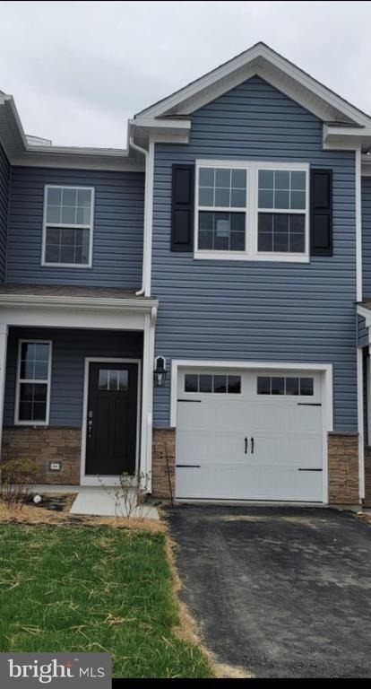 29 Peregrine Way - Photo 0