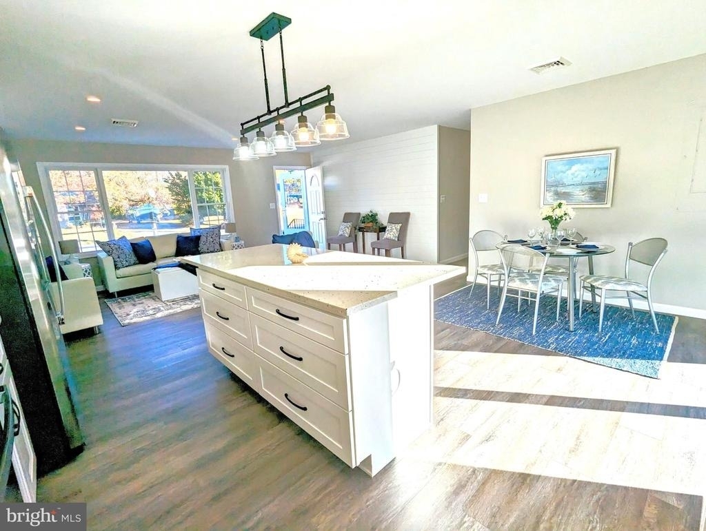 1340 Queen Anne Drive - Photo 7