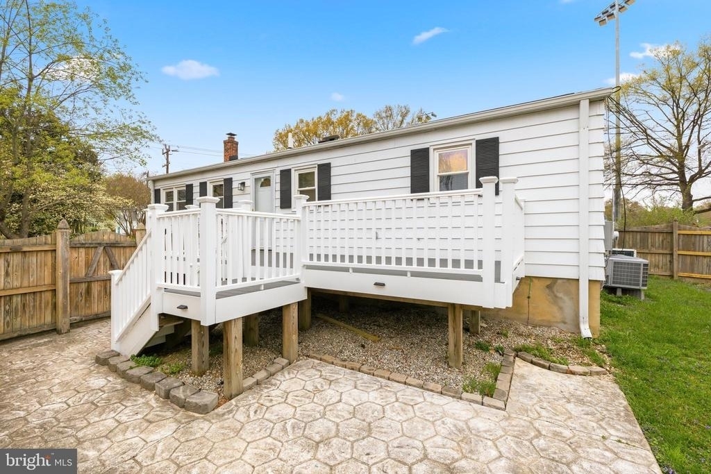 9017 Rhode Island Avenue - Photo 27