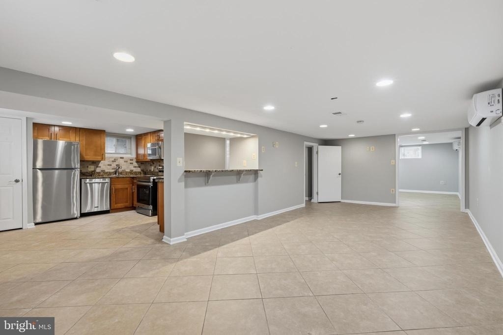 9017 Rhode Island Avenue - Photo 15