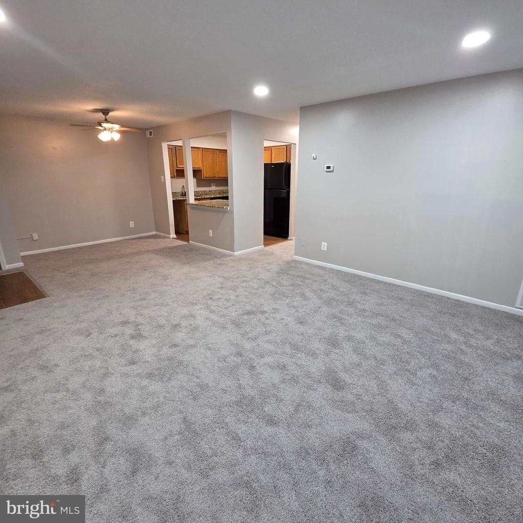 10108 Campus Way S - Photo 3