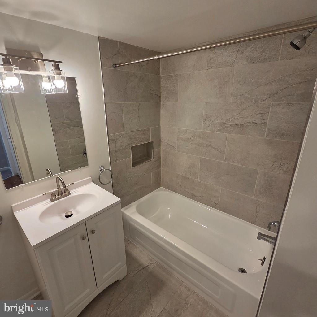 10108 Campus Way S - Photo 10