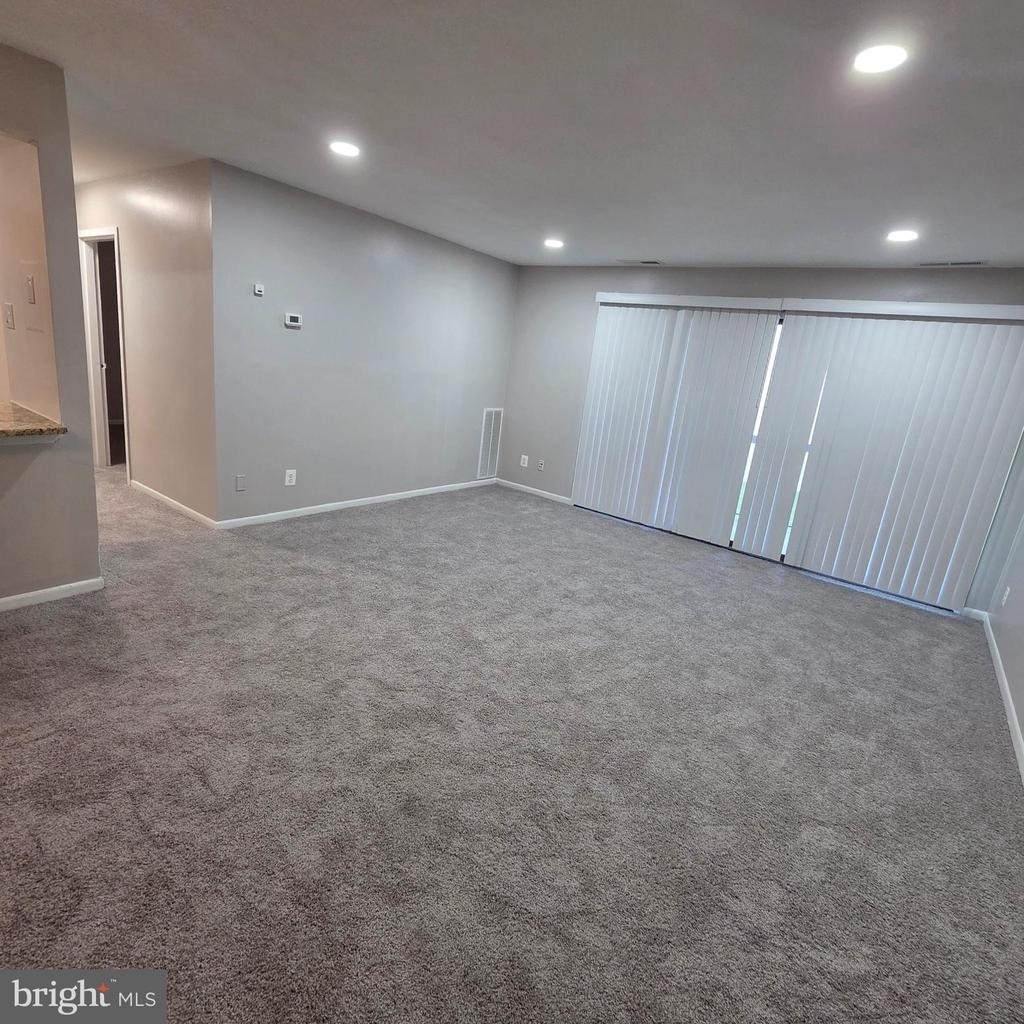 10108 Campus Way S - Photo 2