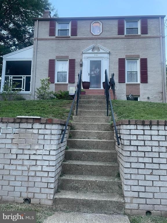 3101 63rd Avenue - Photo 2